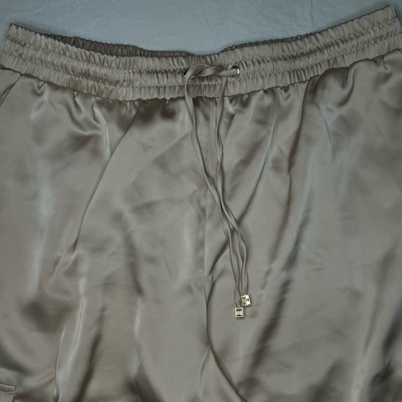 NWOT - NINE WEST Pants / Satin / Tan / Beige / Large / Pockets / Elastic Waist - Picture 2 of 8